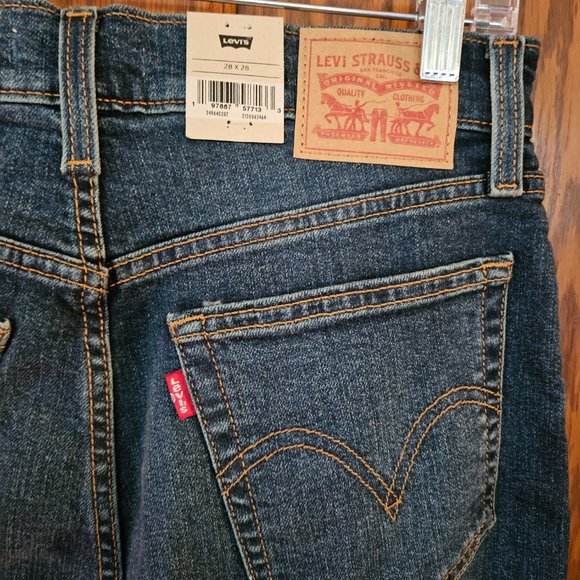 Levi's Women's Wedgie Straight Jeans SZ 28 - Picture 12 of 13